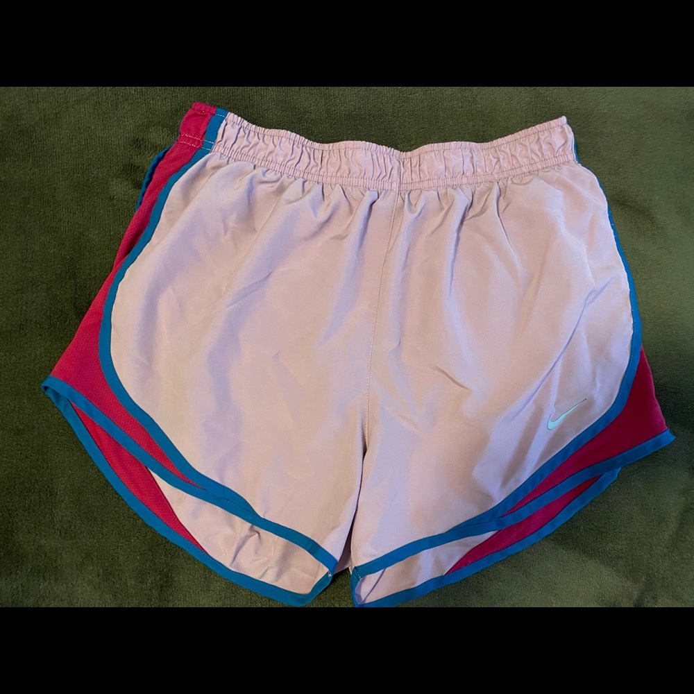NIKE shorts size M